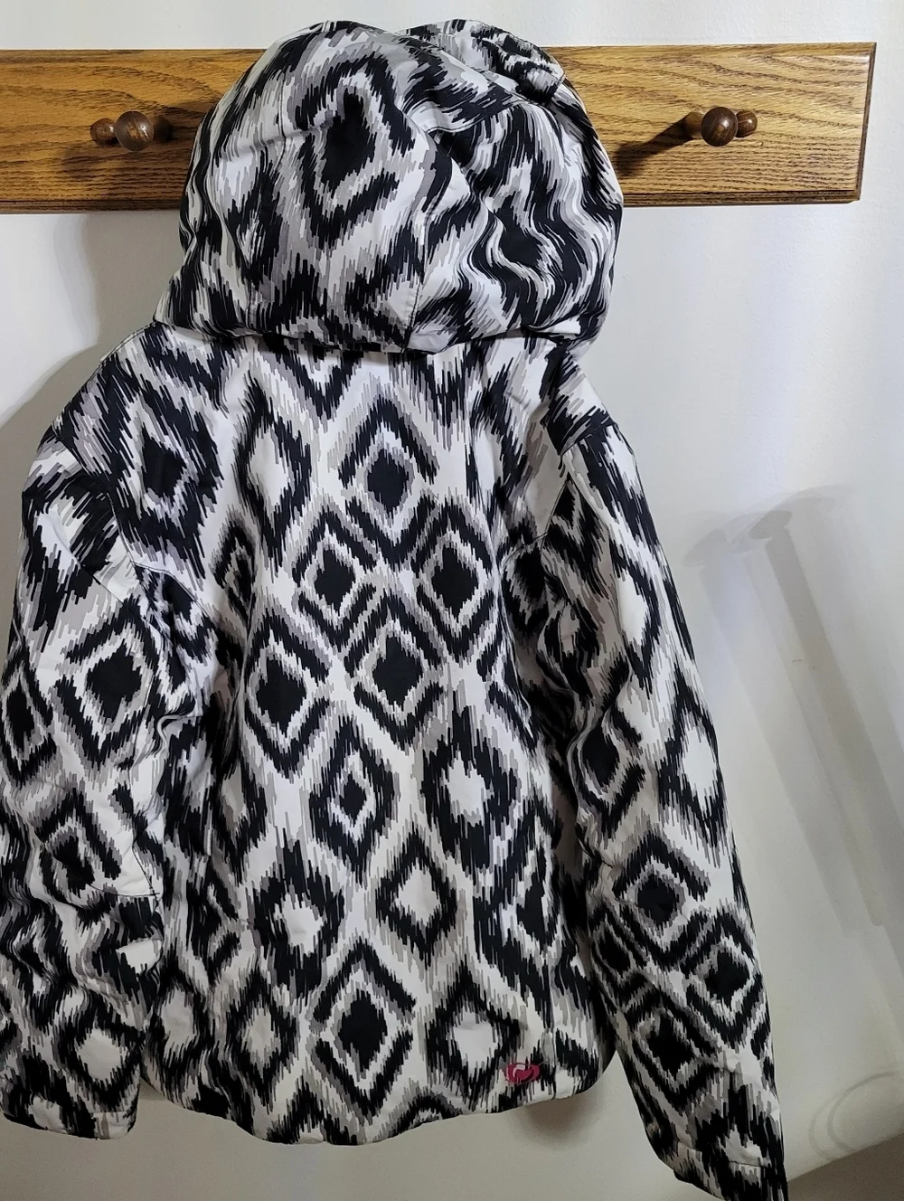 Obermeyer Jade Faux Fur Youth Black & White Hooded Ski Jacket, Size 10/12 M